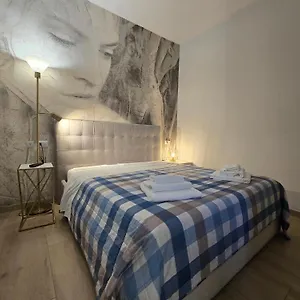 2* Hotel Rio & Breakfast
